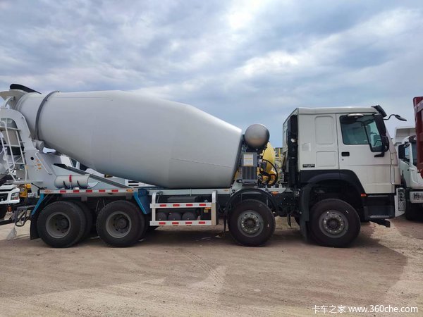 HOWO 7 8*4搅拌车整车大促欢迎致电