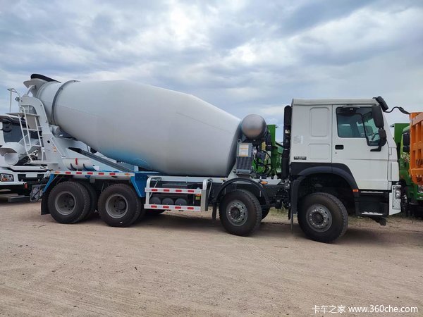 HOWO 7 8*4搅拌车整车大促欢迎致电