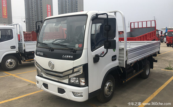 畅销轻卡东风多利卡d5全柴q23单排栏板多用途车型上新