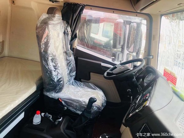 昌吉联强解放JH6CNG牵引车 限时优惠促销