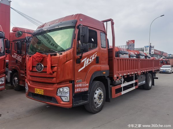 青岛解放 jk6中卡 220马力 4x2 68米栏板载货车(国六)(速比4