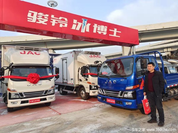 恭喜杜先生喜提爱车，V6-D25单排板车150马力