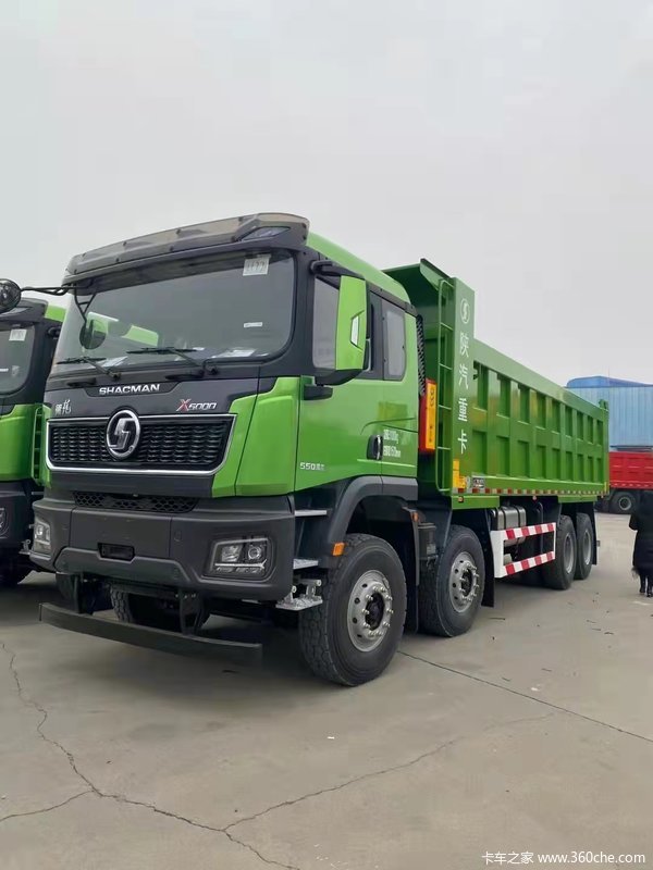 陕汽重卡德龙X5000国六8米自卸车