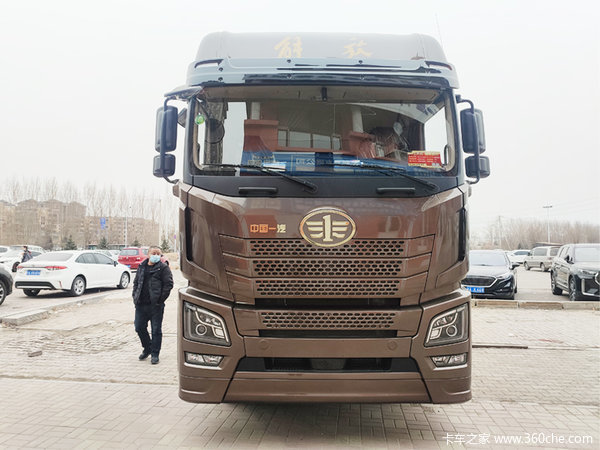 本店新到解放jh6560马力自动挡牵引车