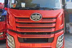 解放J6V牵引车：智汇全球，质赢天下