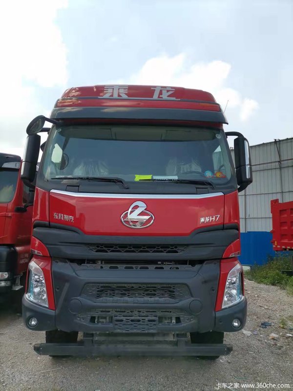 乘龙H7520马力8X4 8.2米自卸车煤炭建筑材料运输好帮手