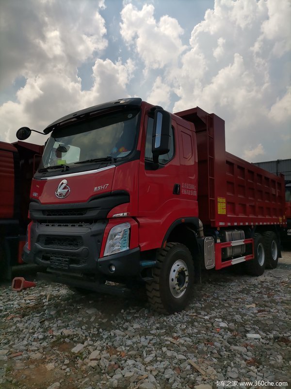 乘龙H7 520马力 6X4 6米自卸车矿渣运输好帮手