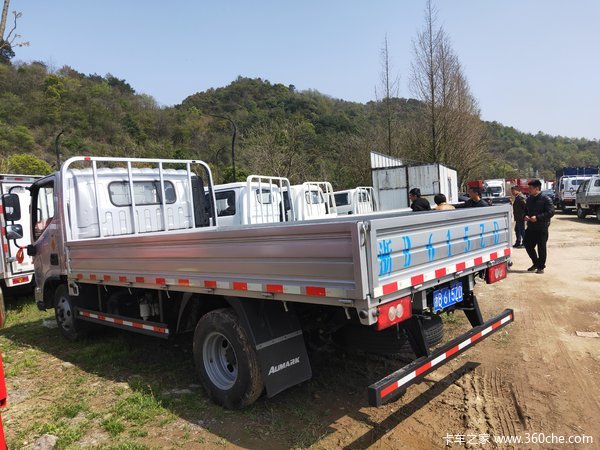 恭喜沛荣电器 喜提欧马可S1/2.3米平板载货车