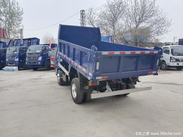 购时代金刚自卸车 享高达0.1万优惠