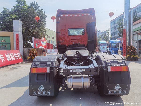 购车送两吨尿素 乘龙H7牵引车仅30.80万