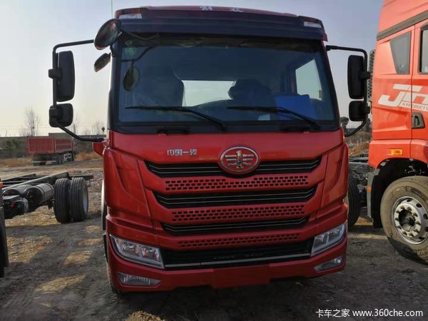 龙V 220马力载货车，降价促销，欢迎进店品鉴！