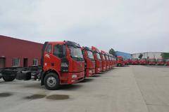 一汽解放宁波腾骏国六全品系车型均已到店