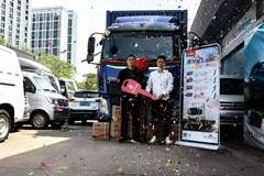 恭喜深圳市合一兄弟物流有限公司（李玉） 喜提新乘龙M3载货车