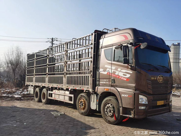 贷款回收解放JH6 500马力仓栅式运输车，低价出售