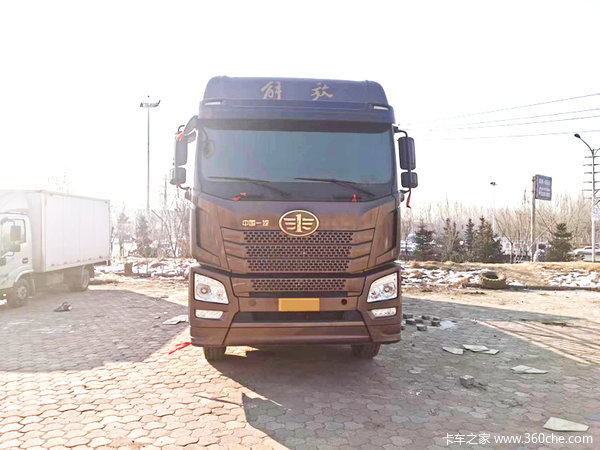 贷款回收解放JH6 500马力仓栅式运输车，低价出售