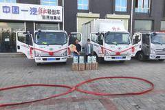 2台J6F载货车成功交付客户 祝愿用户财运亨通