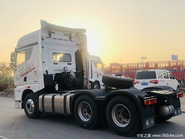 昌吉联强解放JH6 480马力牵引车国六现车 限时优惠促销