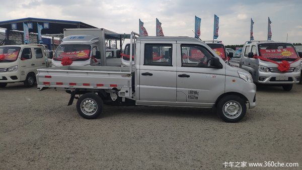 购福田祥菱V1双排2.05米载货车 享高达0.3万优惠