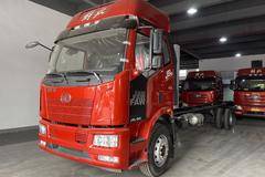 特价17.7万：解放 J6L 9.7米 240马 4X2 质惠版