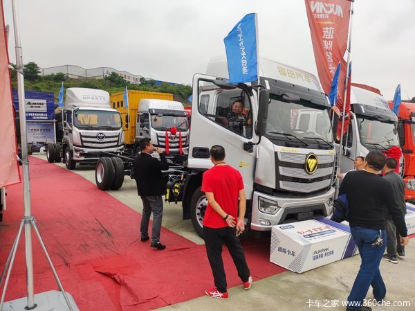 仅售19.88万！欧航AR系6.8米超级绿通王火爆上市