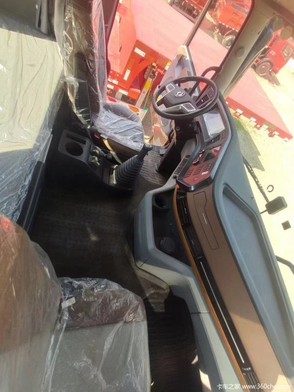 东风5.18超级购车节，购车大额补贴。