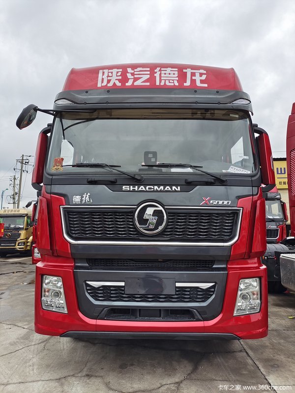 德龙X5000 550马力自动挡国六牵引车限时促销中~现车2台