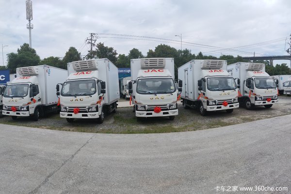 提车啦、提车啦！ 恭祝诚德供应链有限公司喜提江淮E冷藏车5台