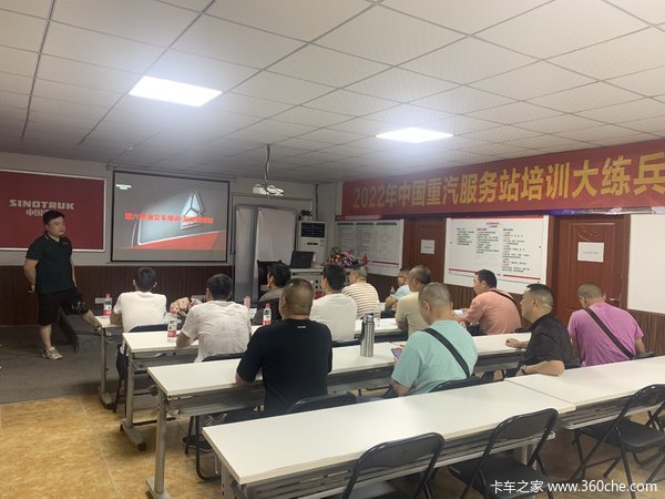 重庆曼卡大客户TH7牵引车交车啦！！