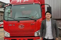 愿提车客户：马达一响，黄金万两！车轮一转，生意不断！