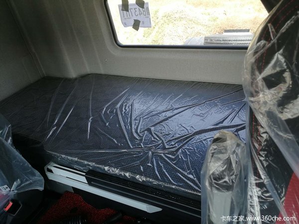 新乡元昌JH6-550牵引车降价促销，欢迎进店品鉴！