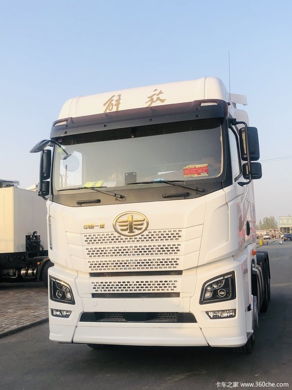 昌吉联强解放JH6480马力牵引车 国六现车 限时优惠促销