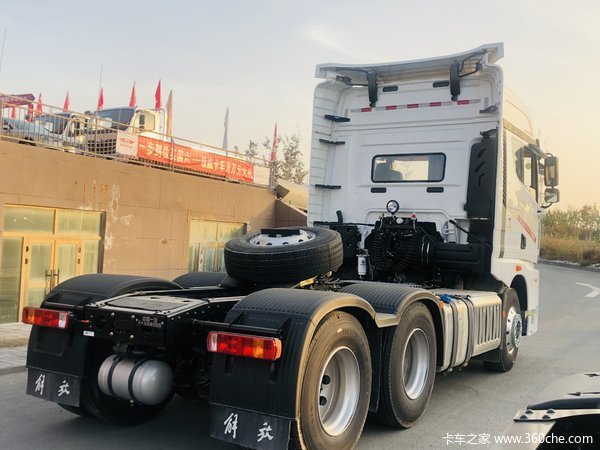 昌吉联强解放JH6480马力牵引车 国六现车 限时优惠促销