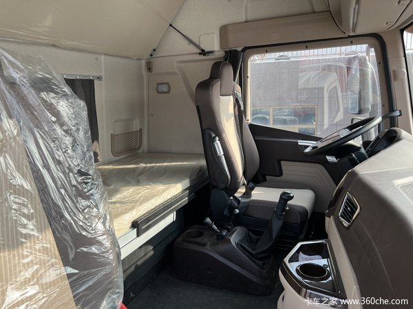 昌吉联强解放JH6480马力国五牵引车 最后几台 特价处理