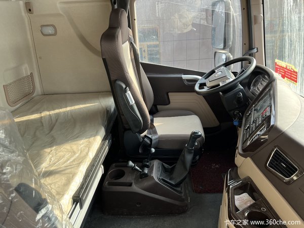 昌吉联强解放JH6480马力牵引车 国五最后几台 特价处理