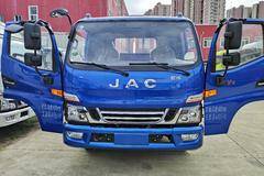 骏铃V6-8挡-143马力平板车，车辆详解