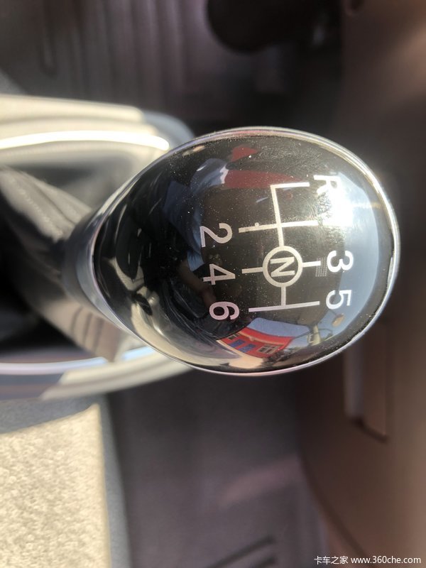 领途载货车长治市火热促销中 让利高达0.3万