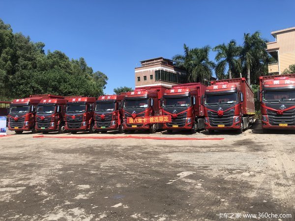  恭喜李总 喜提乘龙H7牵引车，马达一响，黄金万两