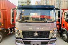 重汽豪沃新统帅，颜值与实力并行 ！！