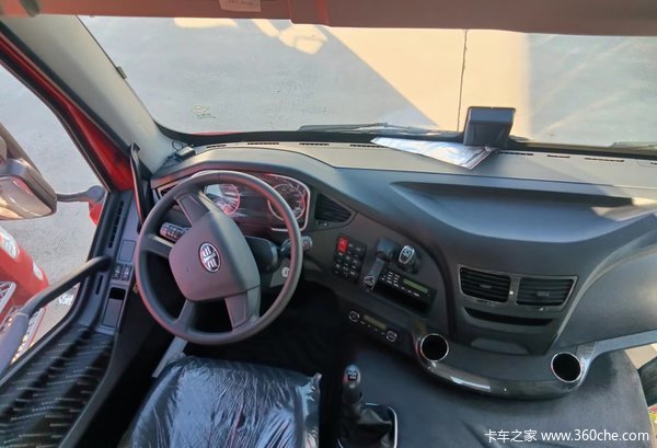 一汽解放汽车J6P经典版上市经典力作畅赢新程