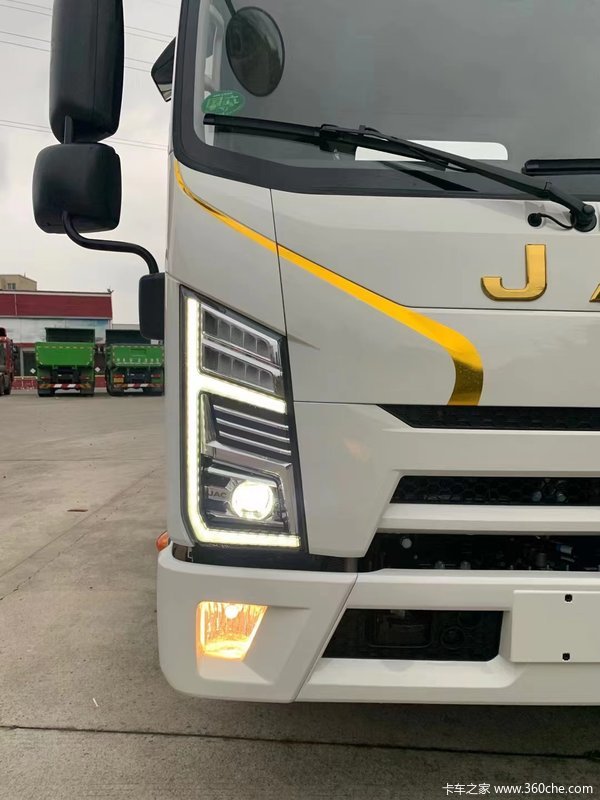 城际物流运输好帮手 骏铃V6载货车 仅售11.86万