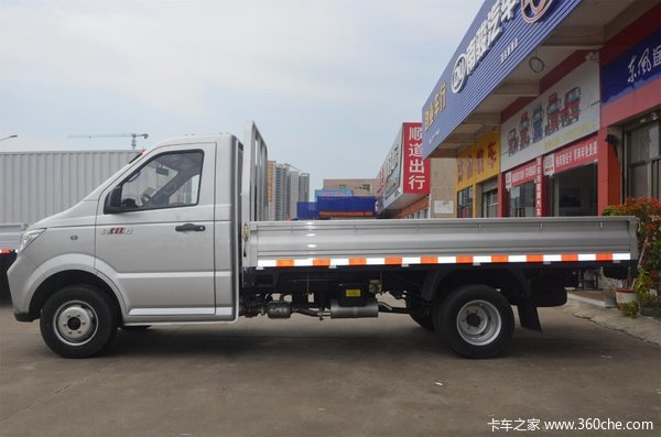 包牌5.98万 东风微卡贷款免息送9次机油