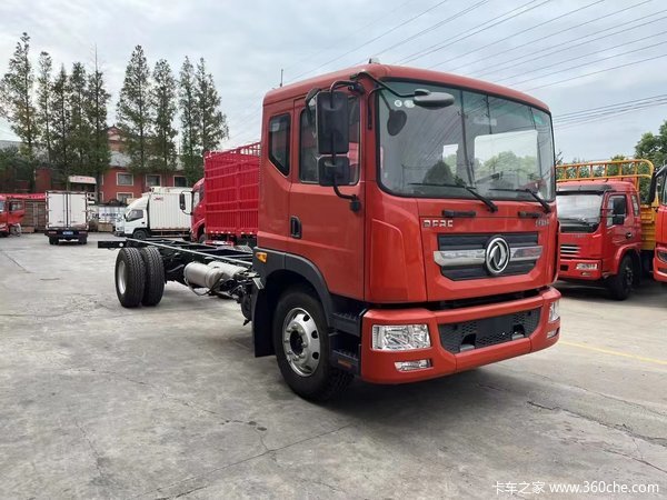 东风 多利卡D9 190马力 4X2 6.2米排半栏板载货车(国六)(EQ1141L8CDG)