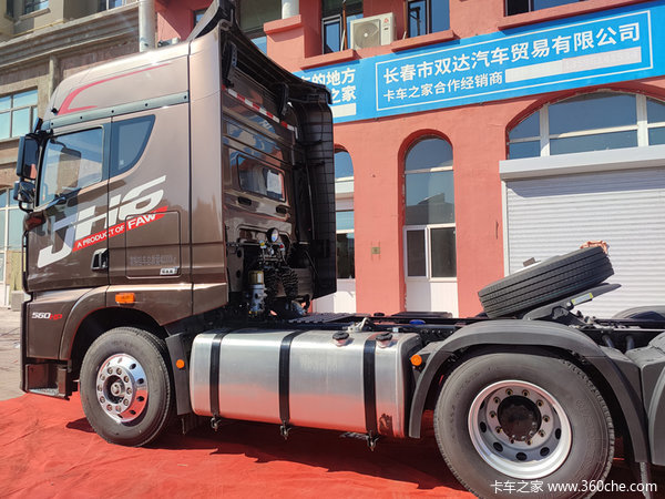 优惠出售解放JH6 560马力牵引车,价格进店可议