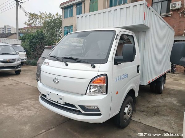 回馈客户跨越者D5载货车仅售6.58万