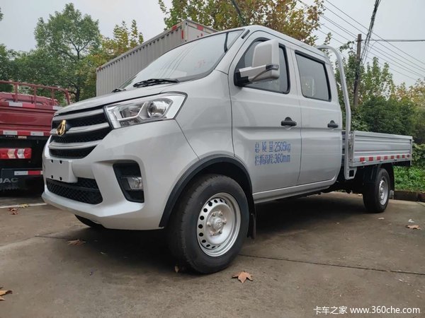 回馈客户长安新豹T5载货车仅售5.38万