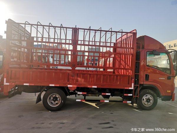 南骏瑞捷仓栅载货车，云内德威发动机130马力，万里扬6挡变速箱。