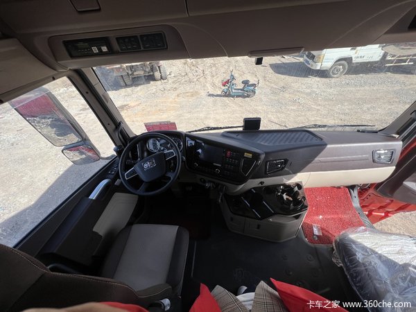 昌吉联强解放JH6CNG牵引车 国六现车 本月优惠促销