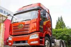 钜惠狂欢季，好礼享不停，进店即有礼，