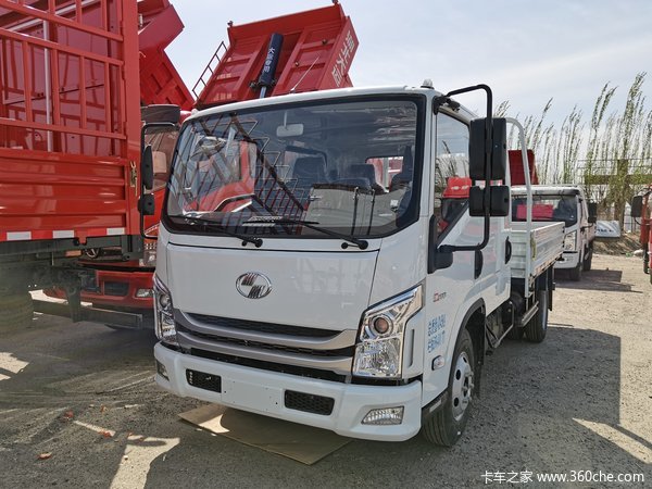 跃进 超越C500 150马力 4.2米单排栏板轻卡