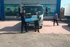 1台欧马可S1载货车在濮阳安泰成功交付客户